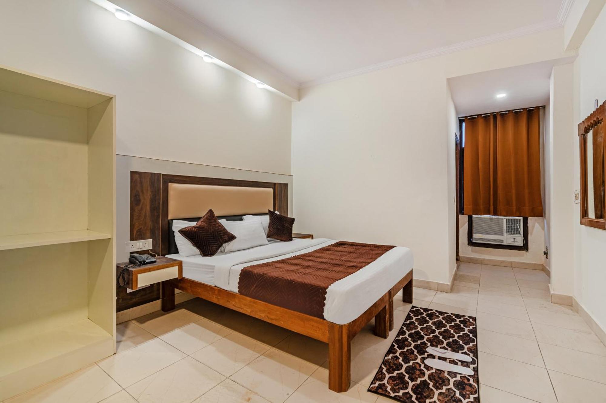 Hotel South Indian Delhi  Exterior photo